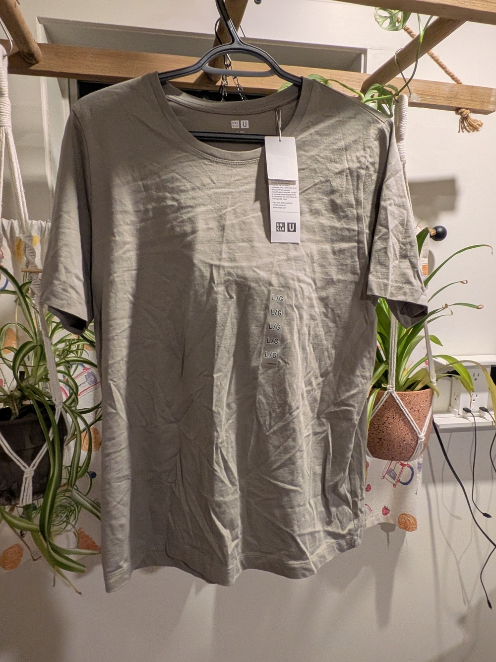 Uniqlo Women's Crew Neck T-Shirt BNWT